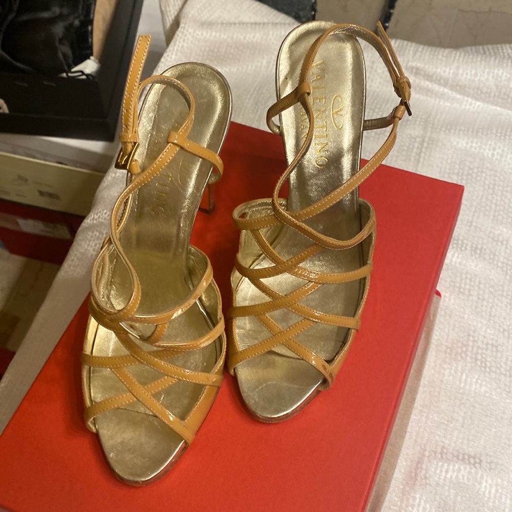 Valentino Garavani Pate women’s shoes